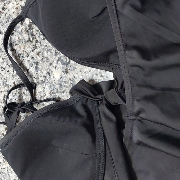 Embroidered Ruffle Bikini - Picture 8 of 9